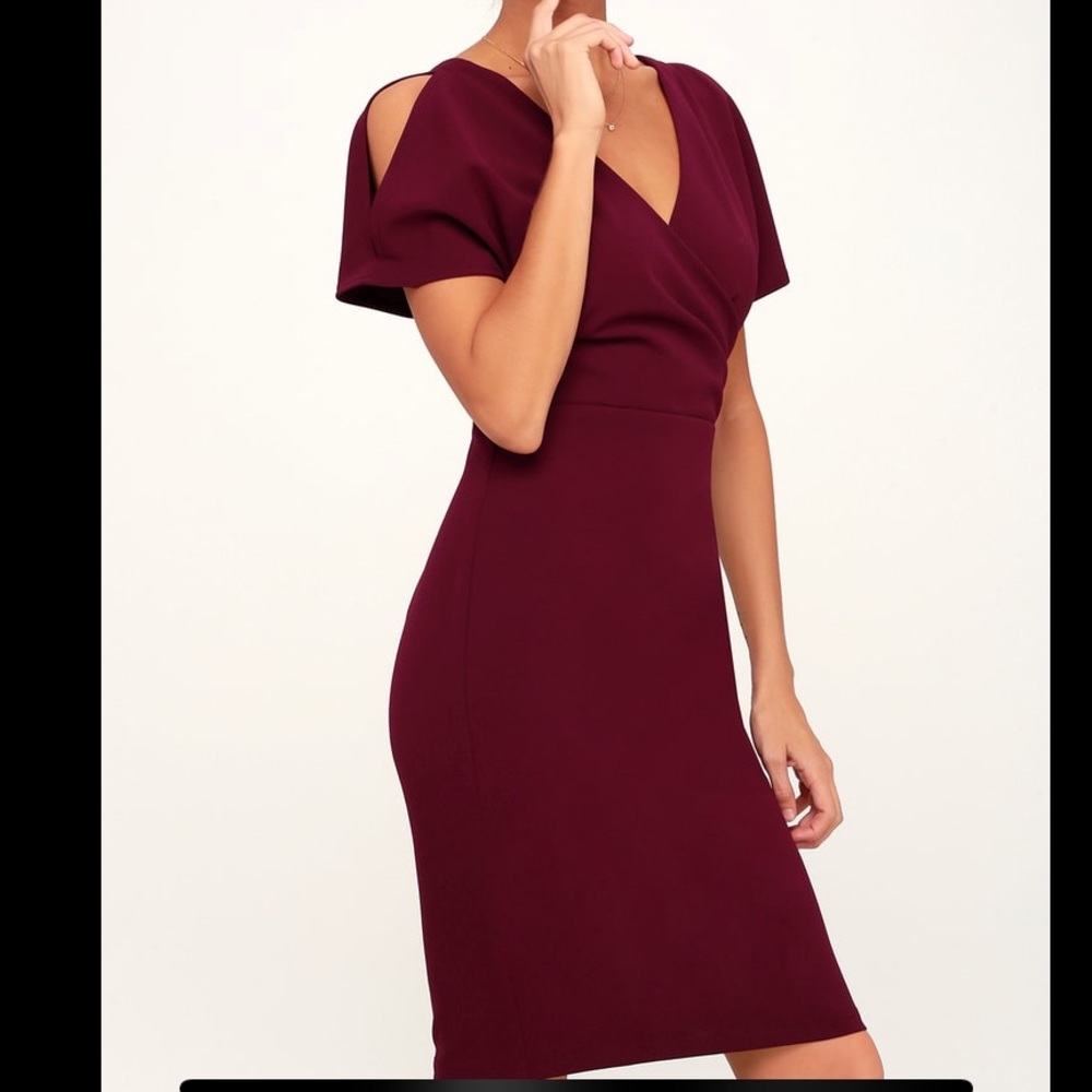 Lulus Raquel Burgundy Cold Shoulder Surplice Dress
